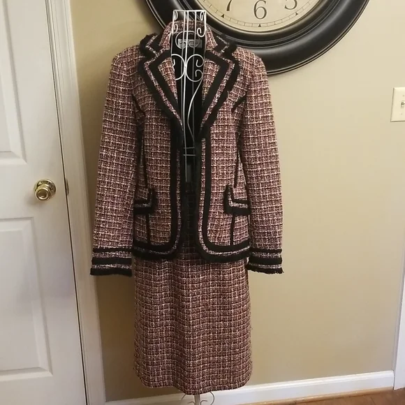 COMPLETELY CONFIDENT ❣️Lady's Image Delaware Tweed Suit, blazer and skirt - Picture 1 of 12